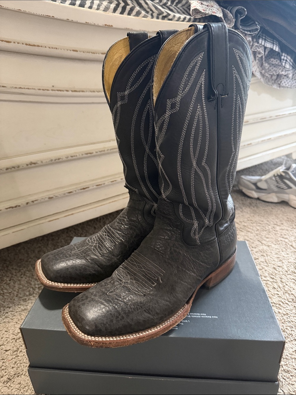 Tony Lama Black Leather Western Cowboy Boots with White Stitching